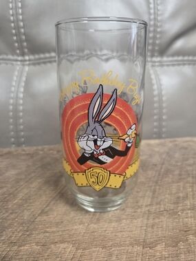 Vintage 1990 Bugs Bunny 50th Anniversary Glass ~ Bin 1H